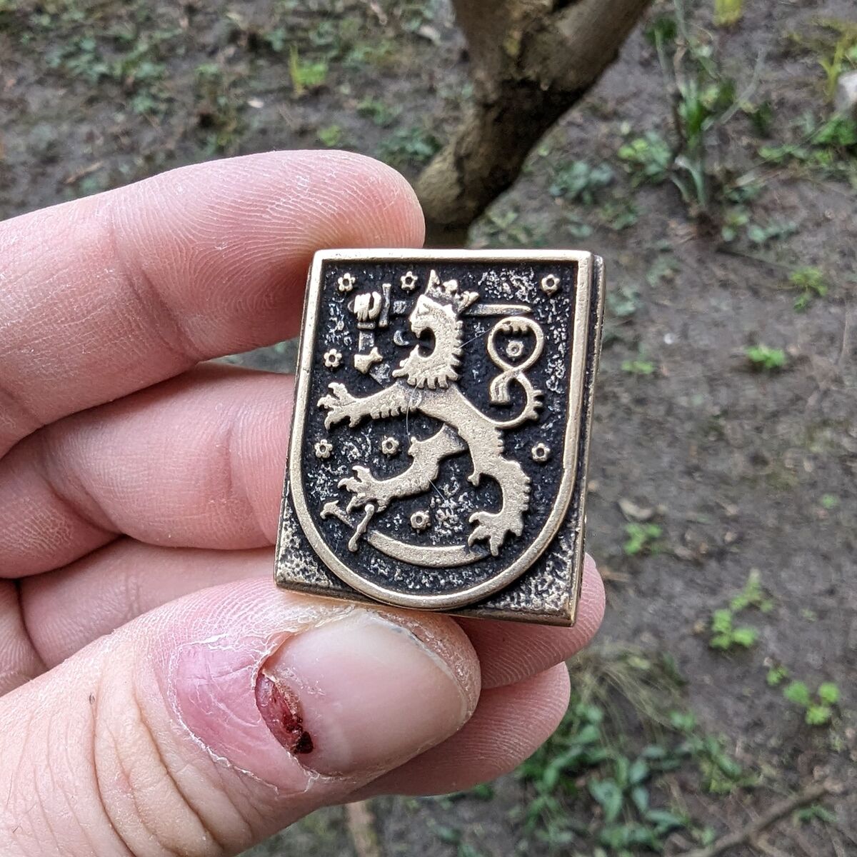 Молле кліпса з гербом Фінляндії