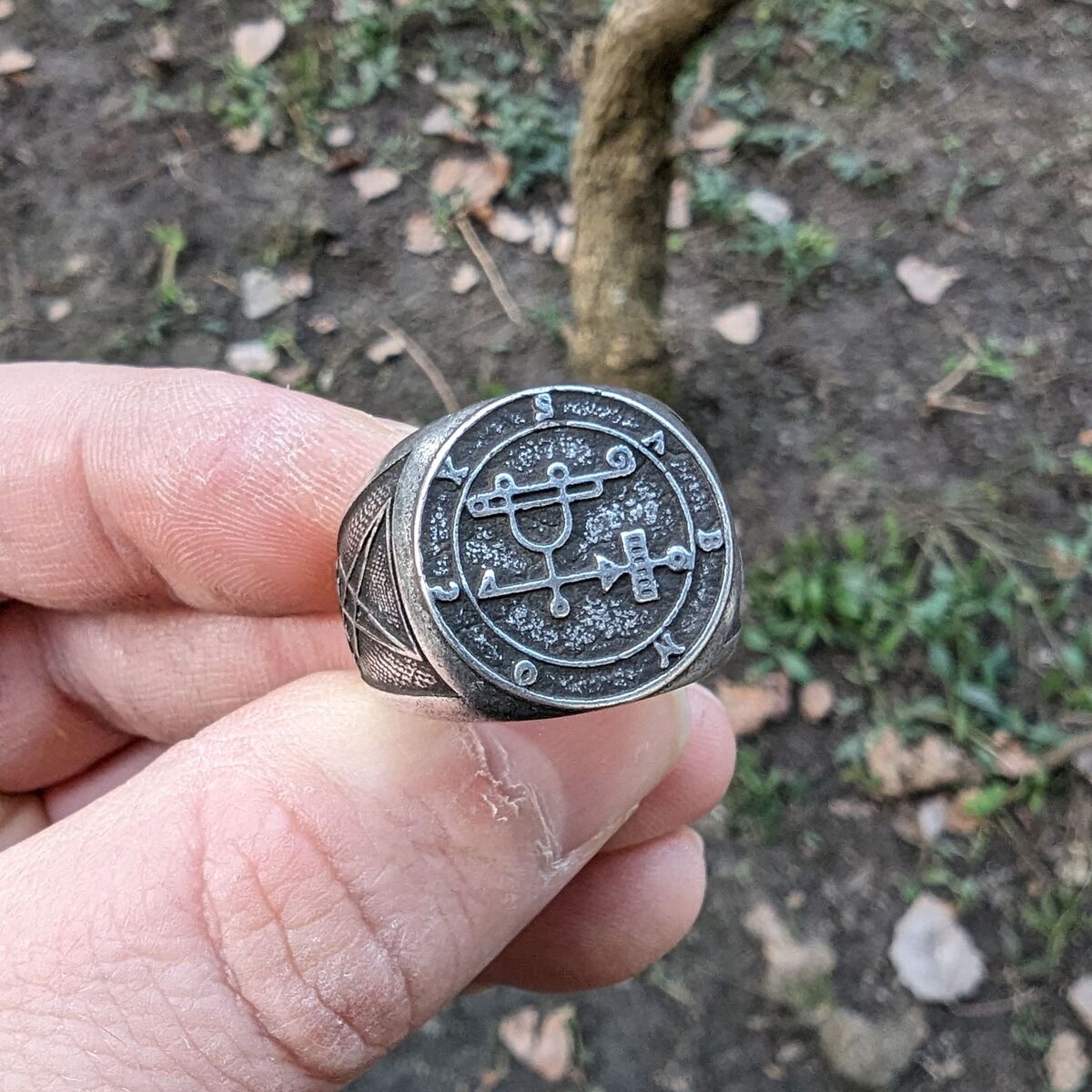 Перстень з сигілою Сабнока