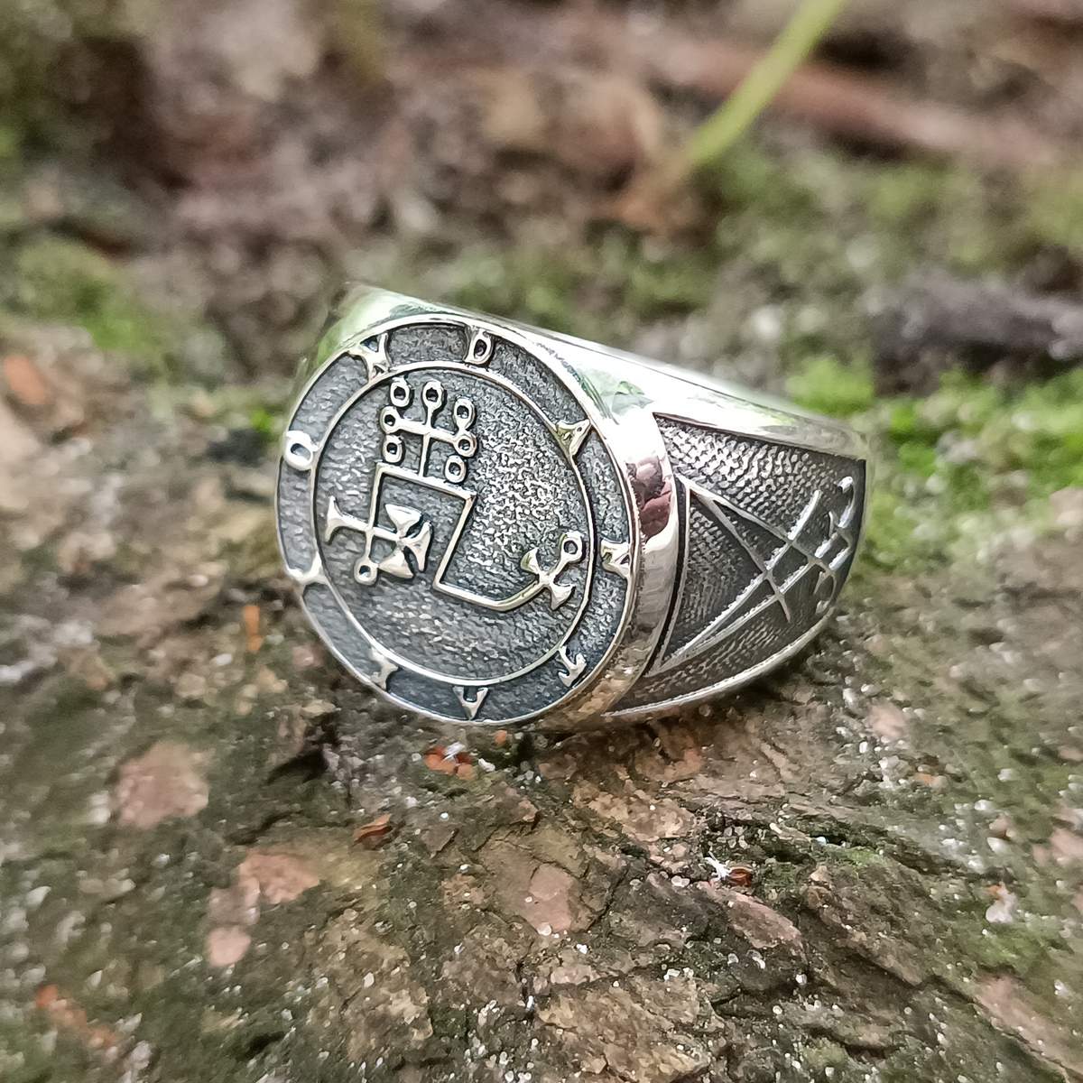 Перстень з сигілою Данталіона