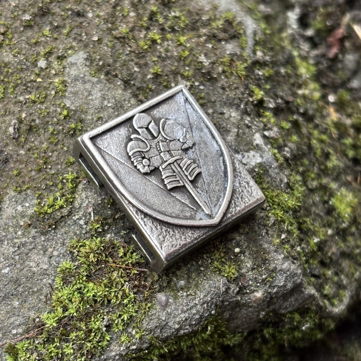 Молле кліпса з емблемою 17 окремої важкої механізованої бригади