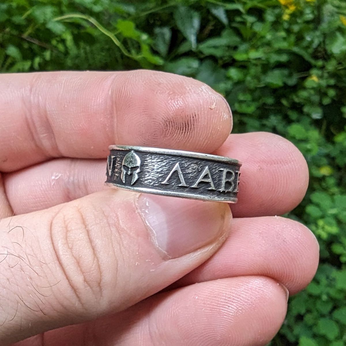 Перстень Molon Labe