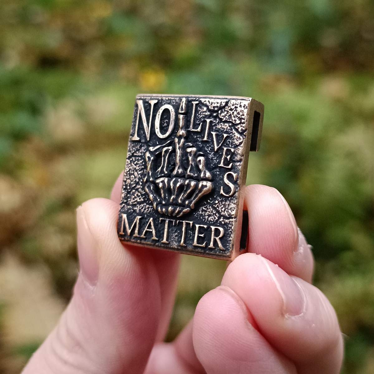 No lives matter молле кліпса