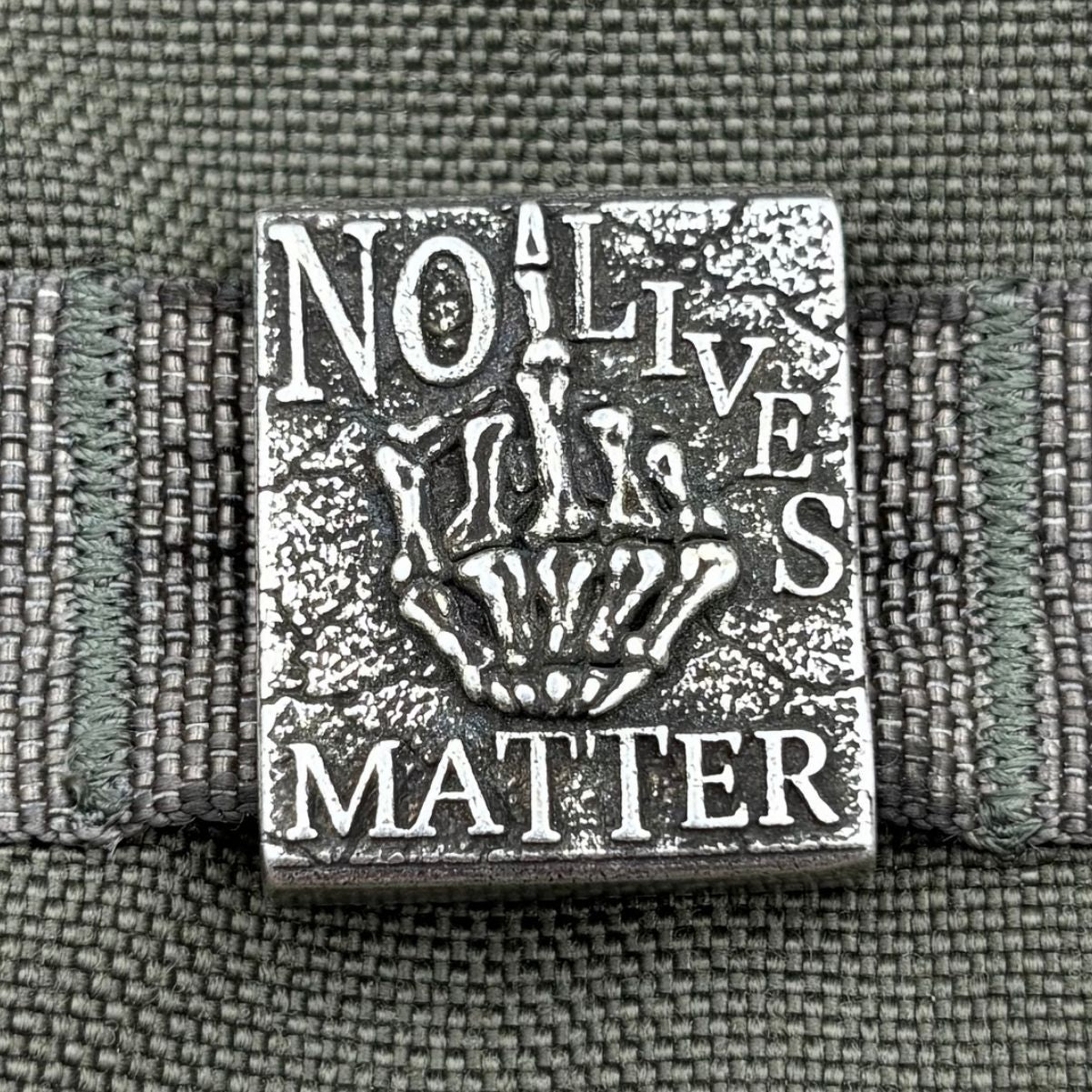 No lives matter молле кліпса
