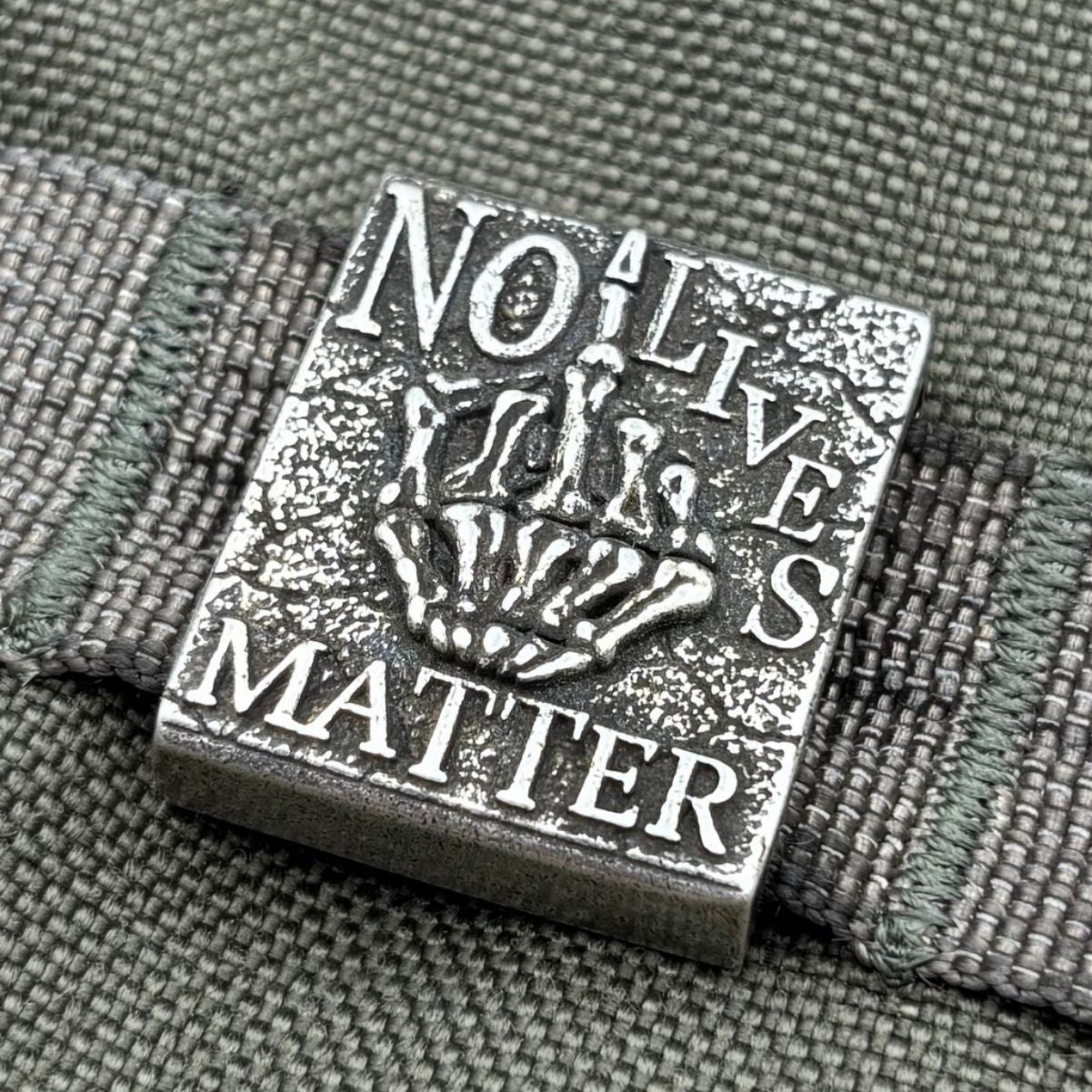 No lives matter молле кліпса