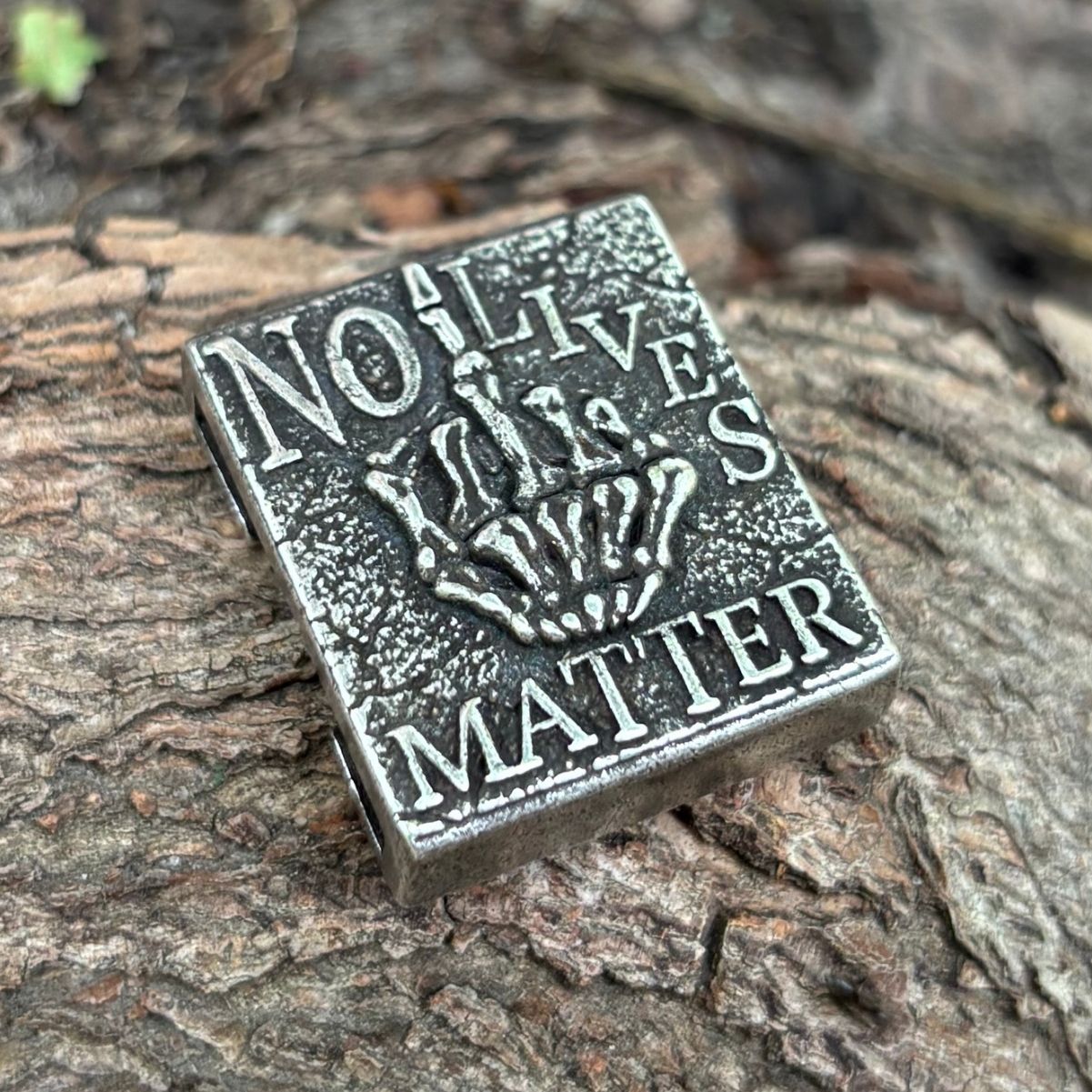 No lives matter молле кліпса