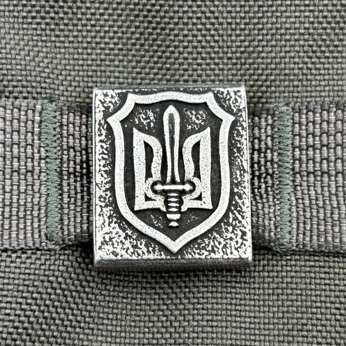 Тризуб ОУН молле кліпса