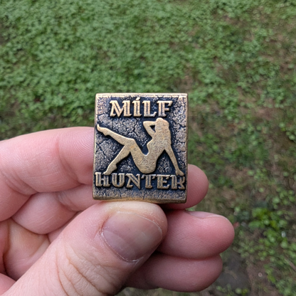 Молле кліпса MILF hunter