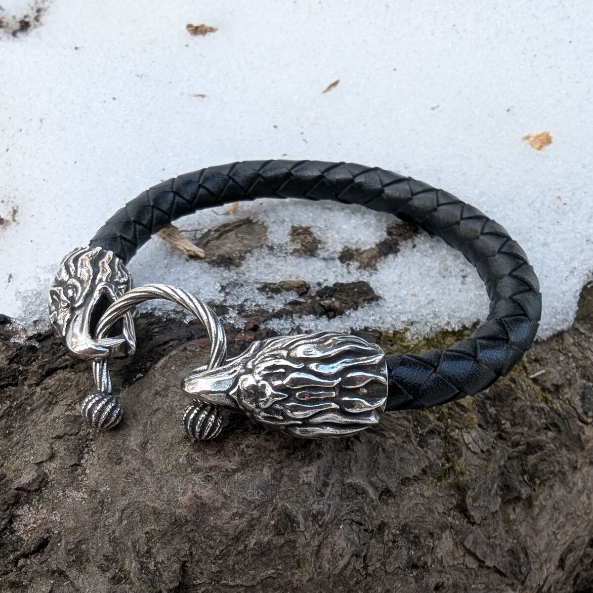 Шкіряний браслет з головами орлів