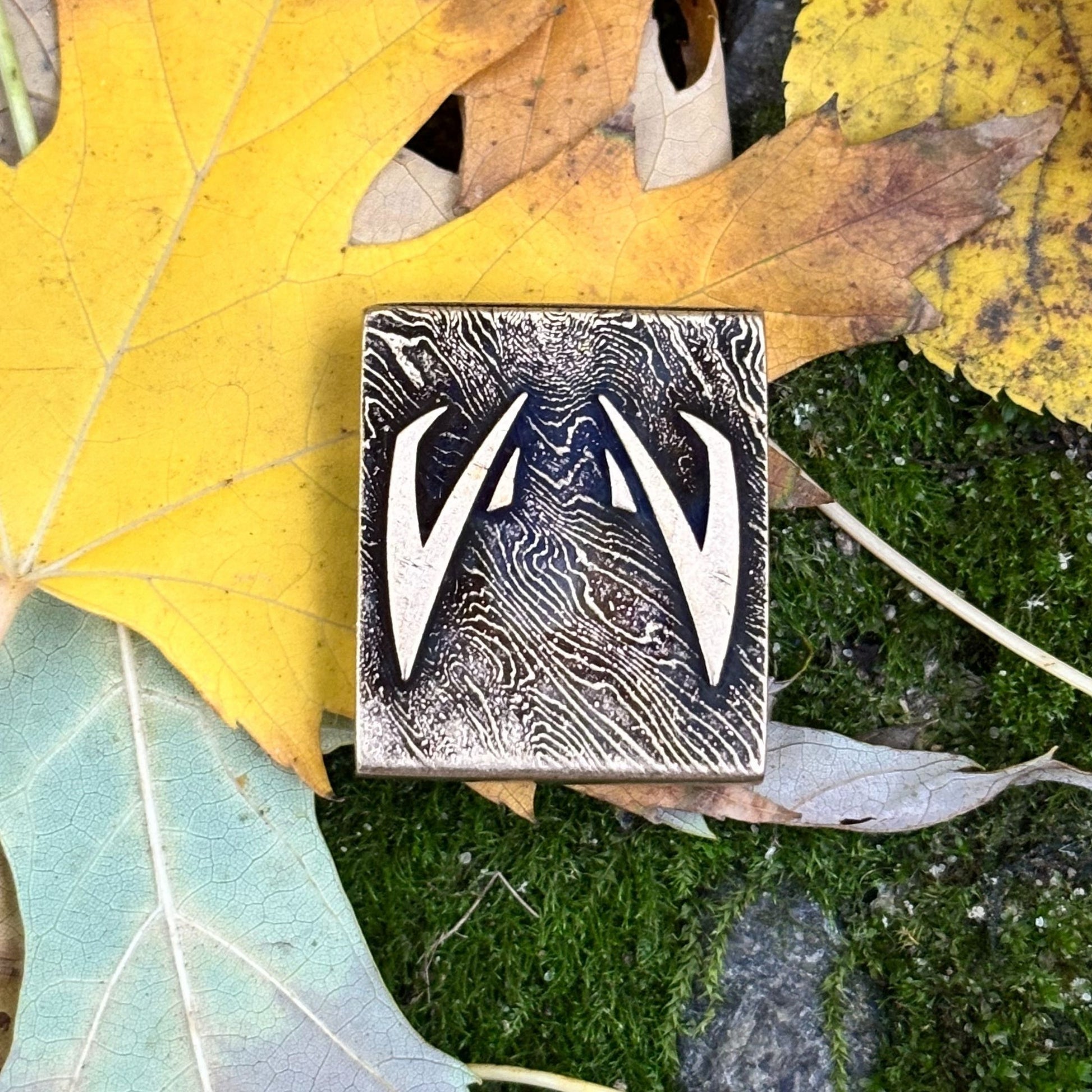 Кліпса на систему MOLLE Очі Джайгу