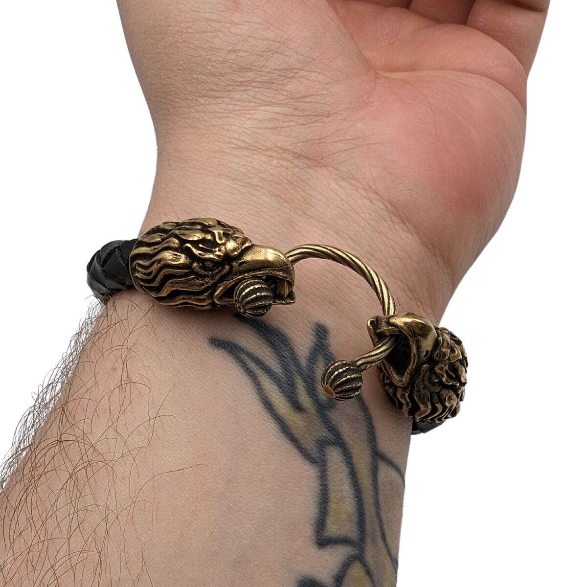 Шкіряний браслет з головами орлів