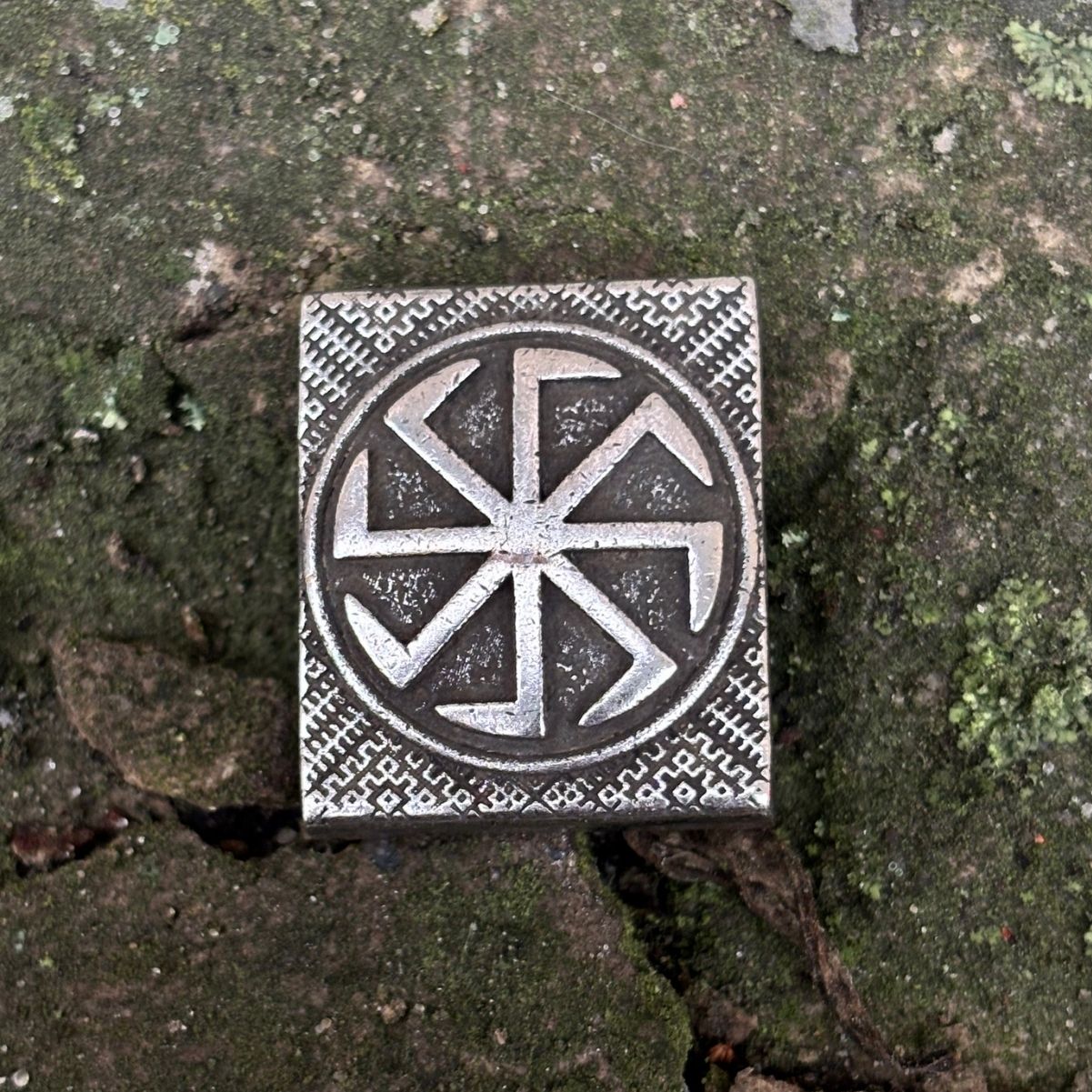 Коловрат молле кліпса