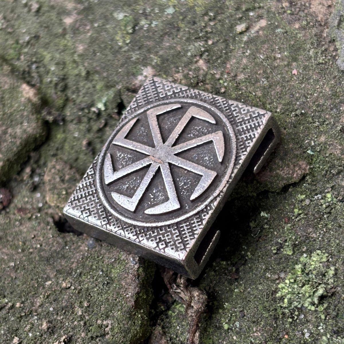 Коловрат молле кліпса