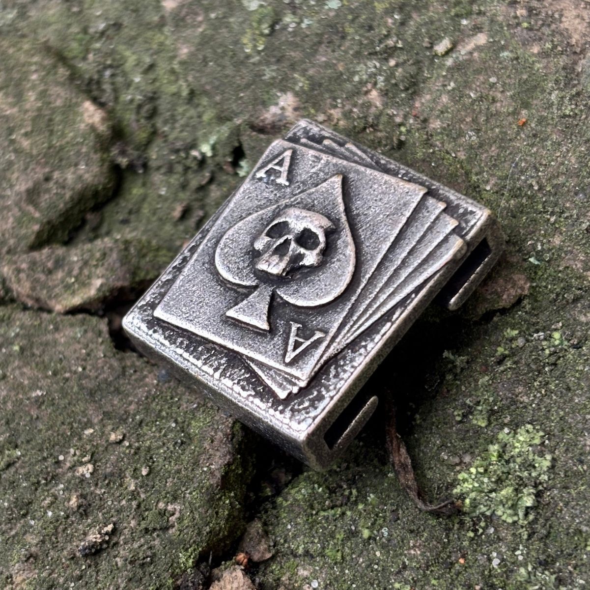 Ace of Spades молле кліпса