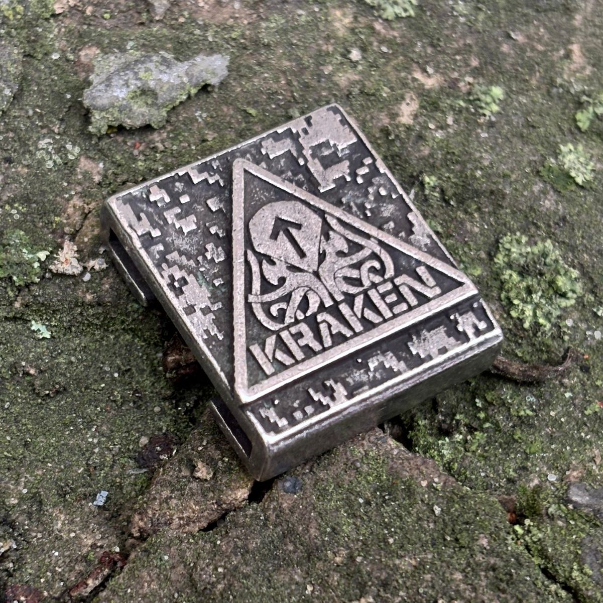 Кракен молле кліпса