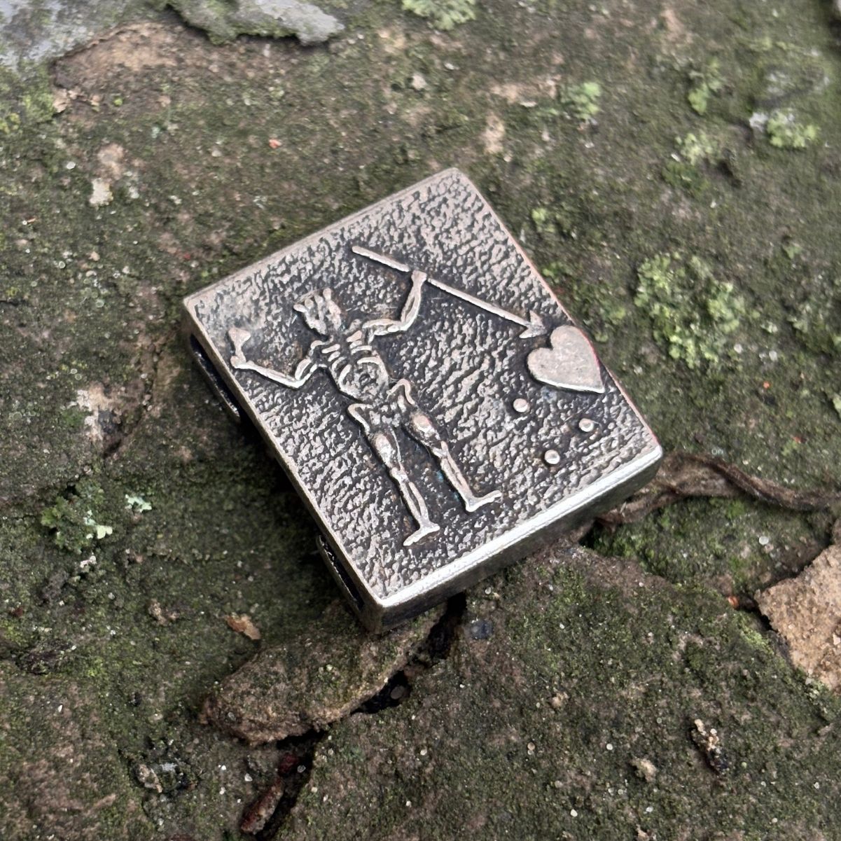 Молле кліпса Чорна Борода