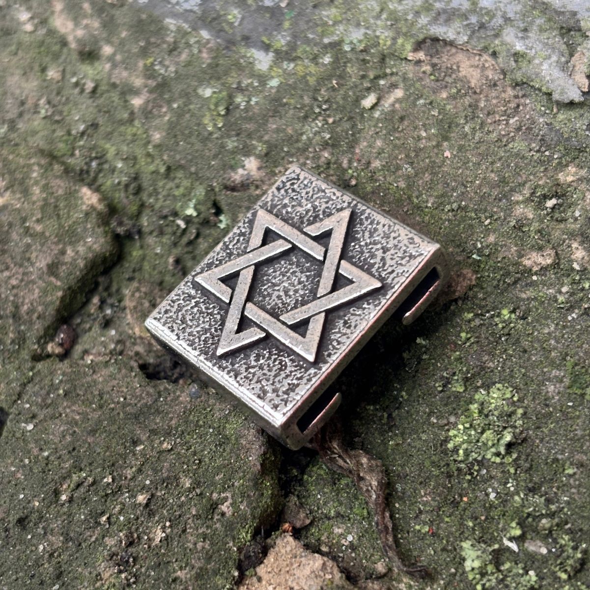 Зірка Давида молле кліпса