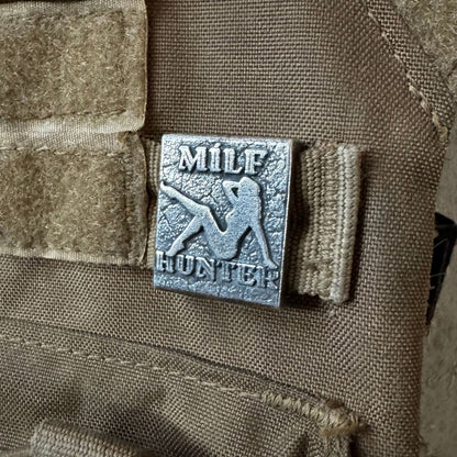 Молле кліпса MILF hunter