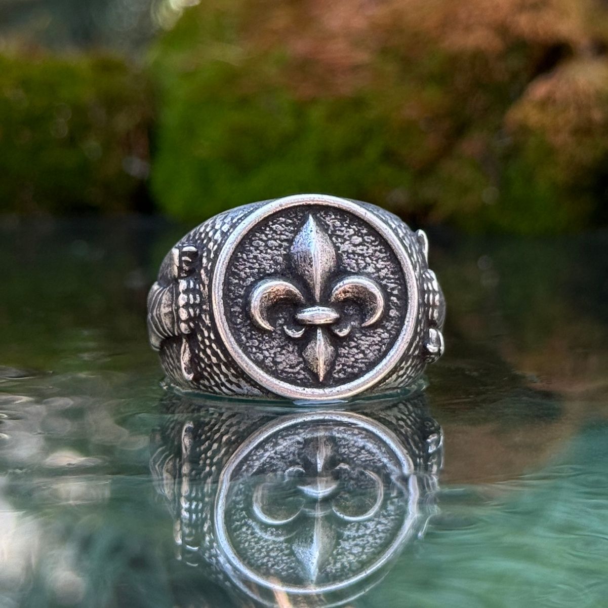 Перстень Fleur de Lys