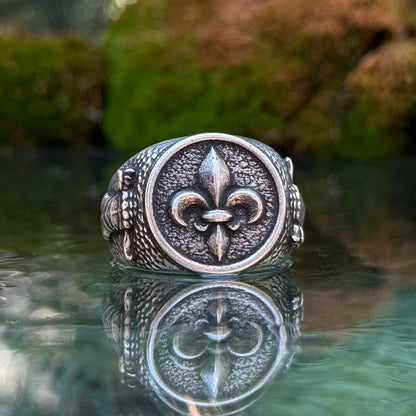 Перстень Fleur de Lys
