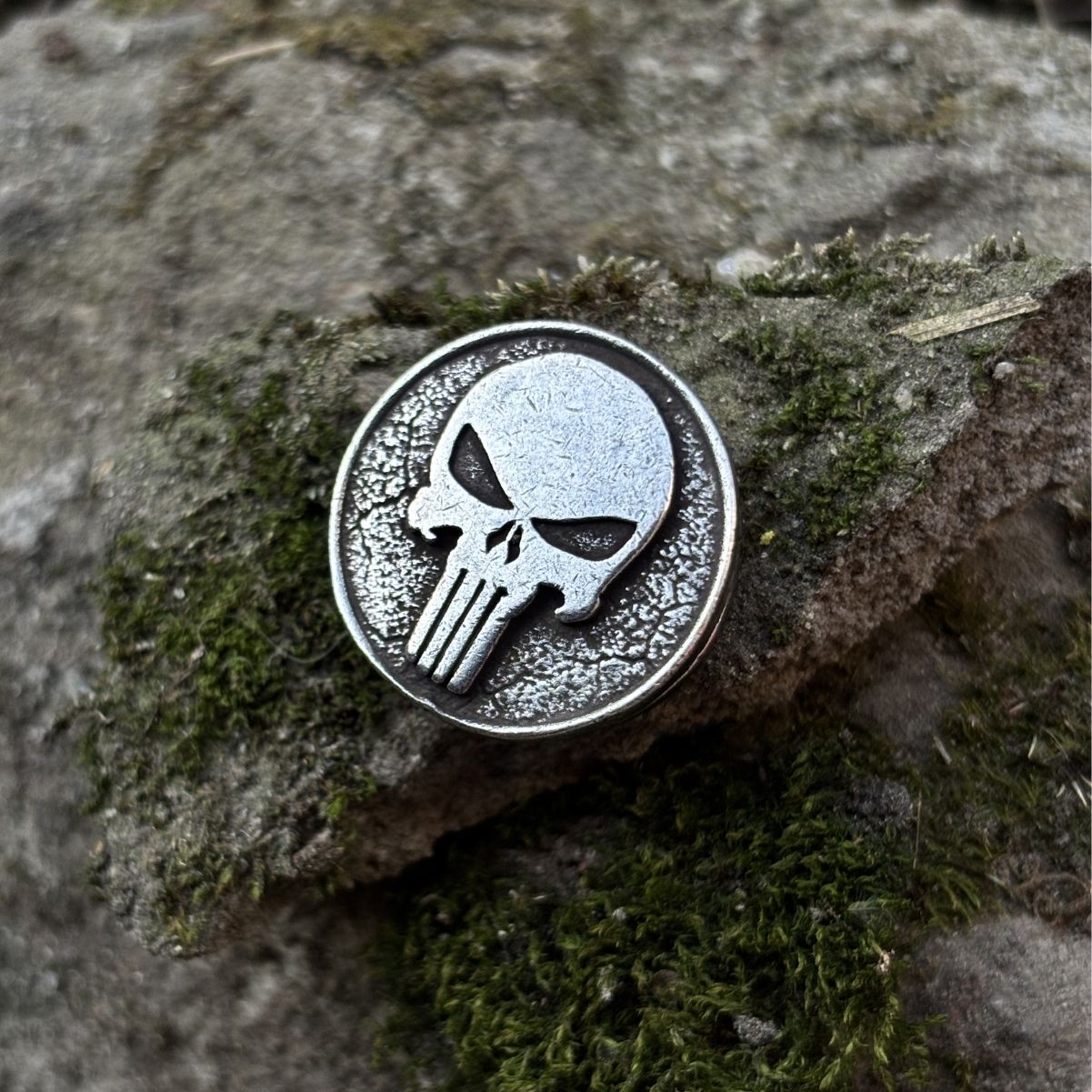 Punisher Каратель намистина для паракорду