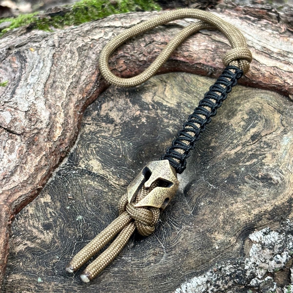 Темляк Спартанський шолом воїна з паракорду