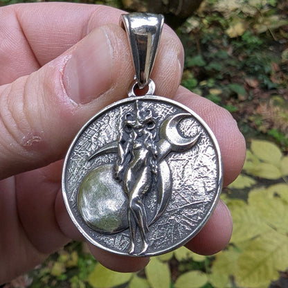 Кулон Слаанеш