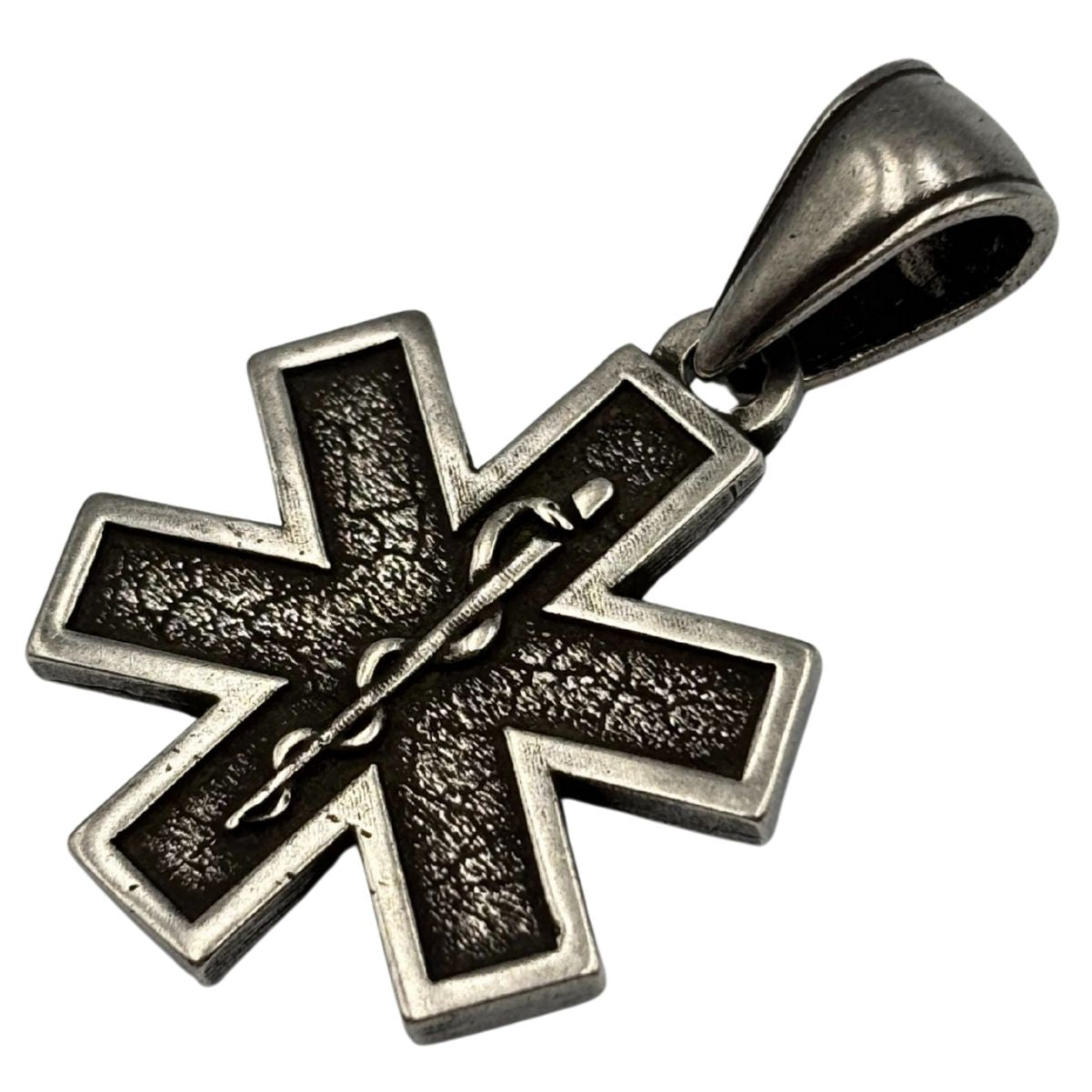 Кулон Медик