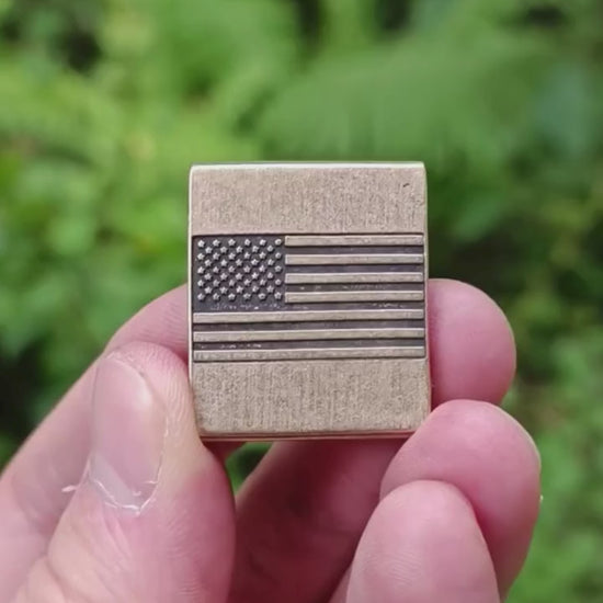 Молле кліпса з американським прапором