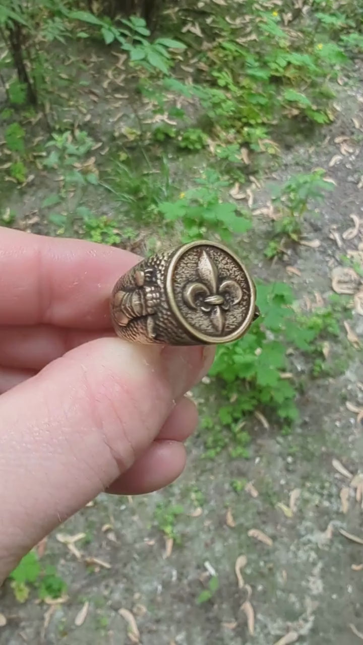 Перстень Fleur de Lys