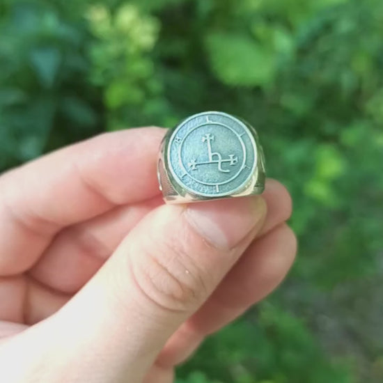 Перстень-печатка з сигілою Ліліт