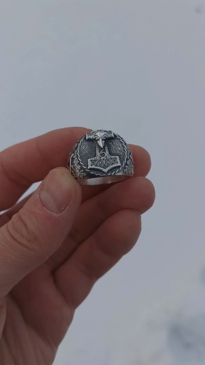 Перстень Мьйольнір