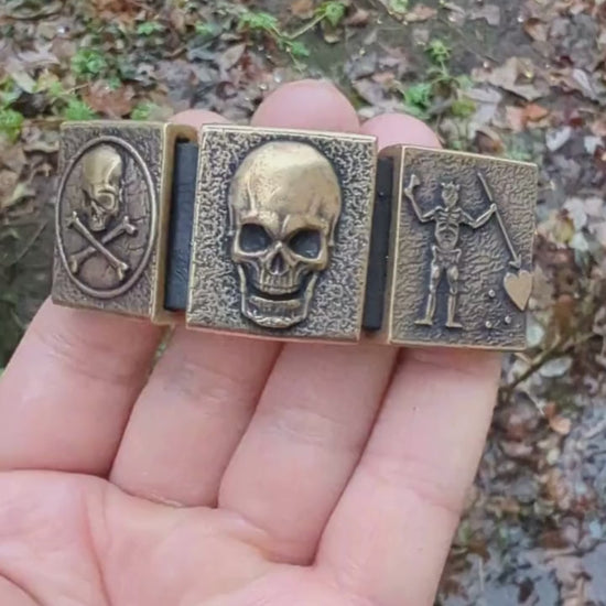 Піратський шкіряний браслет