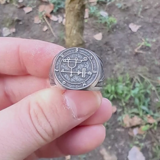 Перстень з сигілою Сабнока