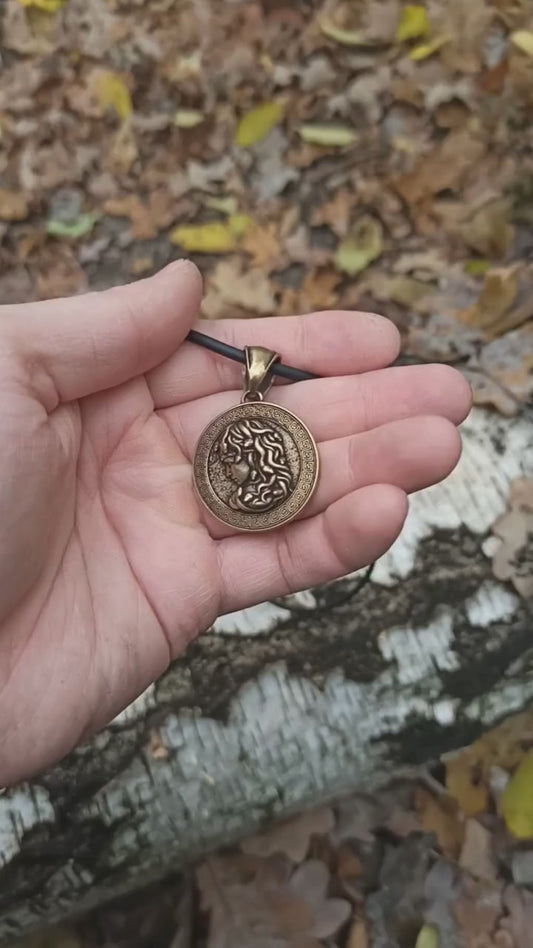 Підвіска Медуза Горгона