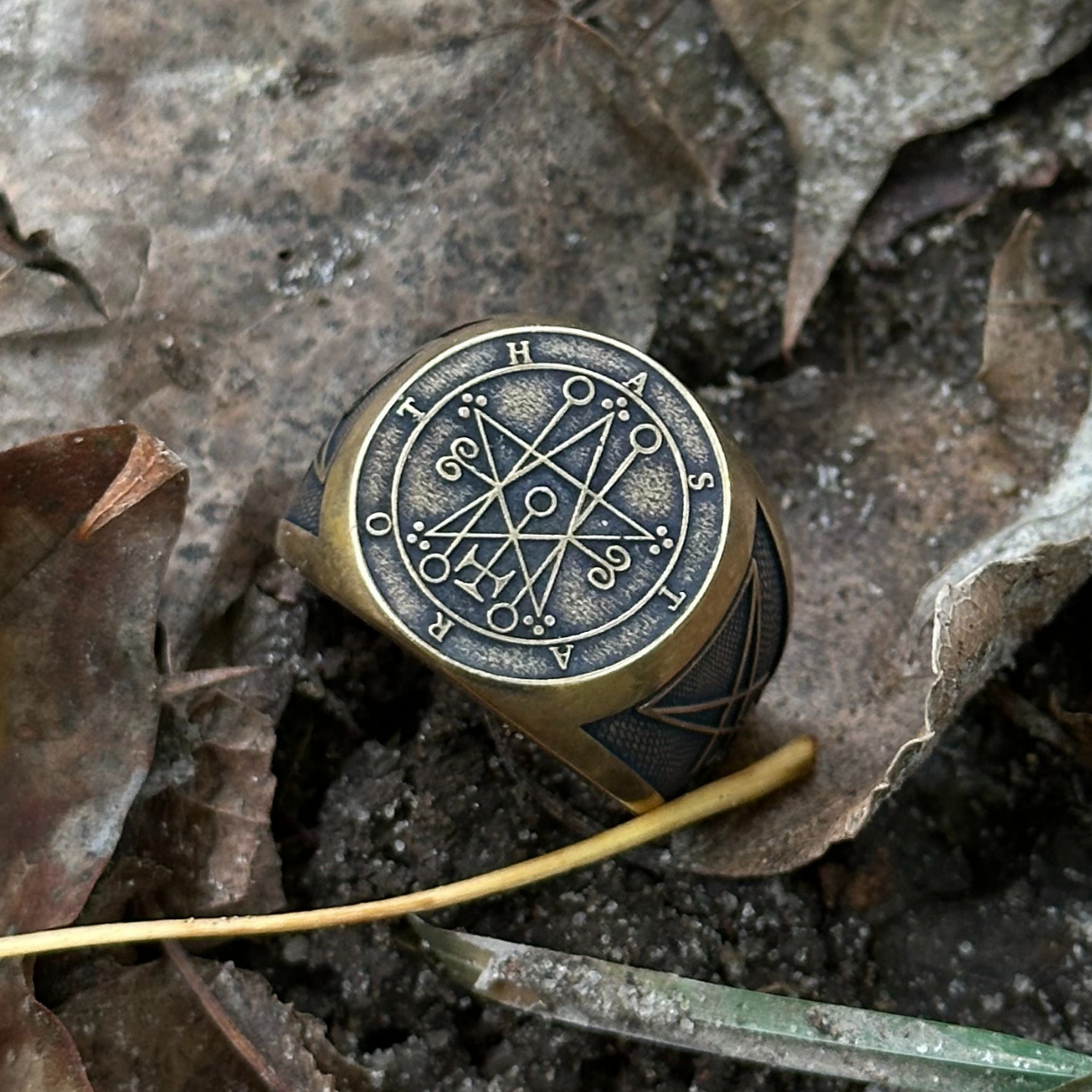 Перстень Астарох